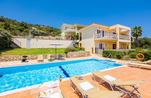Skala Villa | 100 m² Villa ∙ 3 bedrooms ∙ 8 guests