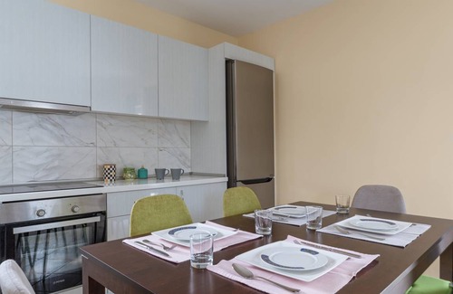 Loutraki House | 105 m² House ∙ 3 bedrooms ∙ 8 guests