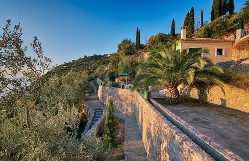 Livadi House | 105 m² House ∙ 2 bedrooms ∙ 6 guests