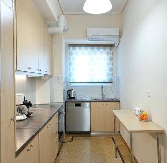 Attiki Apartment | 110 m² Apartment ∙ 3 bedrooms ∙ 6 guests