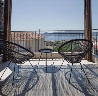 Paleros Villa | 110 m² Villa ∙ 3 bedrooms ∙ 7 guests