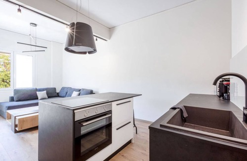 Athens Apartment | 115 m² Apartment ∙ 3 bedrooms ∙ 10 guests