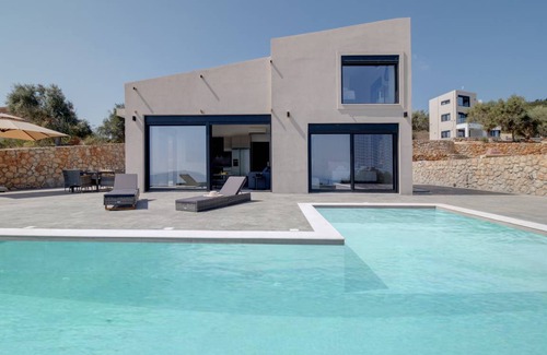 Kavallos Villa | 115 m² Villa ∙ 4 bedrooms ∙ 9 guests