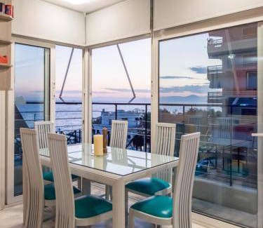 Palaio Faliro Apartment | 120 m² Apartment ∙ 3 bedrooms ∙ 7 guests