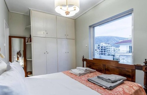 Glyfada Apartment | 120 m² Apartment ∙ 2 bedrooms ∙ 5 guests