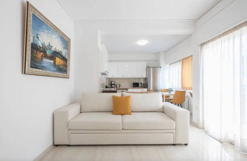 Platia Viktorias Apartment | 120 m² Apartment ∙ 3 bedrooms ∙ 10 guests