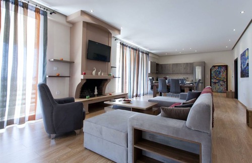 Glyfada Apartment | 120 m² Apartment ∙ 3 bedrooms ∙ 7 guests