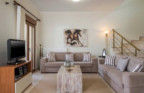 Kavallos House | 120 m² House ∙ 2 bedrooms ∙ 6 guests