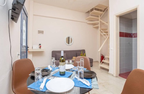Lakka House | 120 m² House ∙ 2 bedrooms ∙ 5 guests