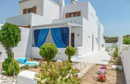 Plaka House | 120 m² House ∙ 3 bedrooms ∙ 7 guests