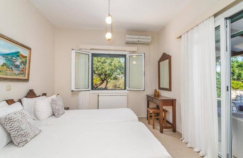 Spartochori Resort | 120 m² Resort ∙ 3 bedrooms ∙ 6 guests
