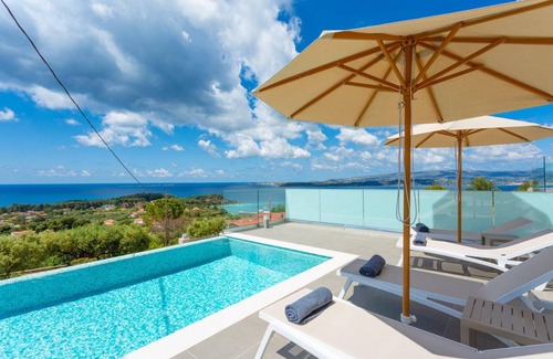Lassi Villa | 125 m² Villa ∙ 3 bedrooms ∙ 6 guests