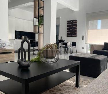 Palaio Faliro Apartment | 130 m² Apartment ∙ 2 bedrooms ∙ 11 guests