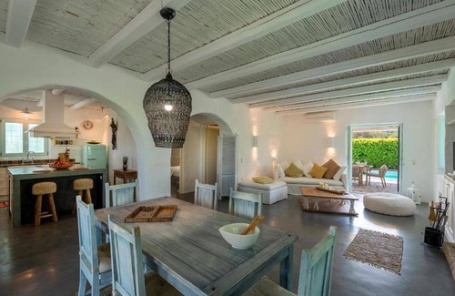 Tingaki Villa | 130 m² Villa ∙ 1 bedroom ∙ 4 guests
