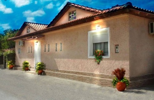 Tempi Villa | 130 m² Villa ∙ 3 bedrooms ∙ 6 guests