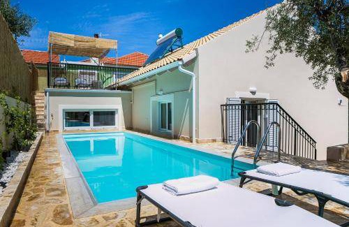 Divarata Villa | 130 m² Villa ∙ 3 bedrooms ∙ 6 guests