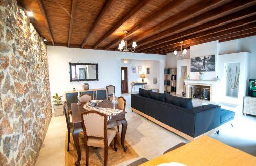 Asfendiou House | 135 m² House ∙ 2 bedrooms ∙ 6 guests