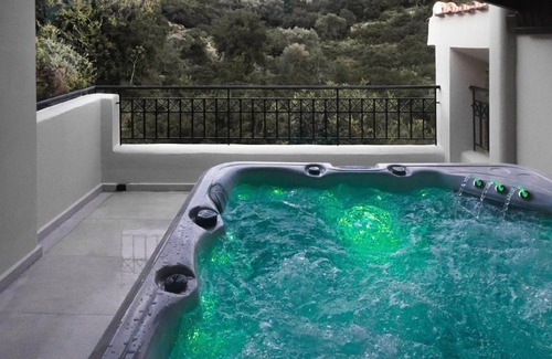 Roussospiti House | 140 m² House ∙ 4 bedrooms ∙ 10 guests