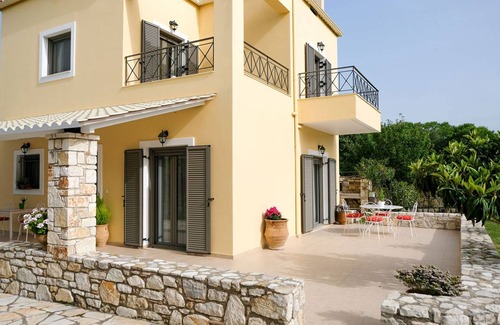 Giannades Villa | 140 m² Villa ∙ 3 bedrooms ∙ 6 guests