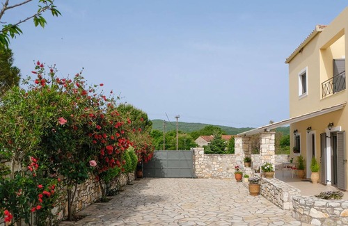 Giannades Villa | 140 m² Villa ∙ 3 bedrooms ∙ 6 guests