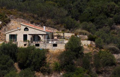 Stalos Villa | 140 m² Villa ∙ 3 bedrooms ∙ 6 guests