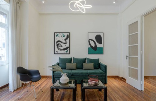Plaka Apartment | 145 m² Apartment ∙ 3 bedrooms ∙ 8 guests