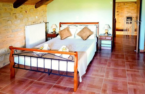 Gavalochori House | 150 m² House ∙ 3 bedrooms ∙ 8 guests
