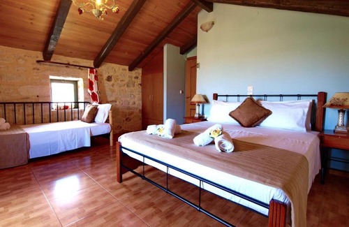 Gavalochori House | 150 m² House ∙ 3 bedrooms ∙ 8 guests