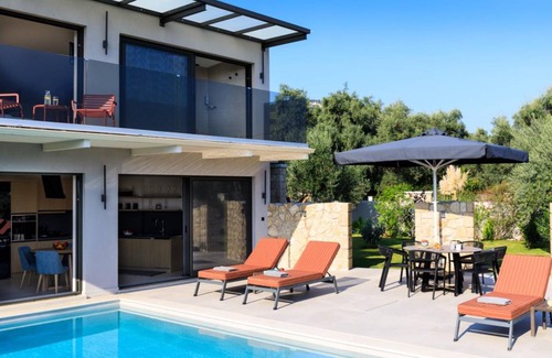 Lygia Villa | 168 m² Villa ∙ 3 bedrooms ∙ 6 guests