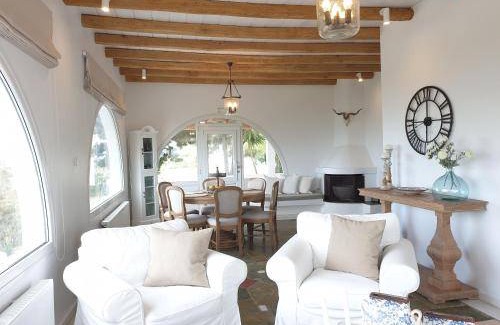 Antiparos House | 170 m² House ∙ 2 bedrooms ∙ 4 guests