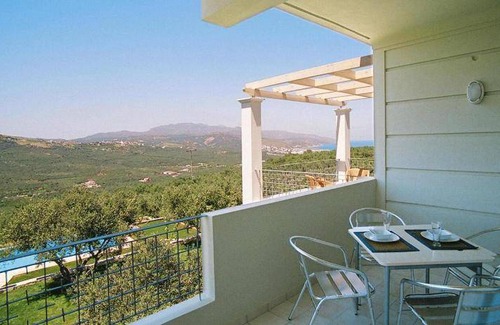Darmarochori Villa | 170 m² Villa ∙ 3 bedrooms ∙ 6 guests