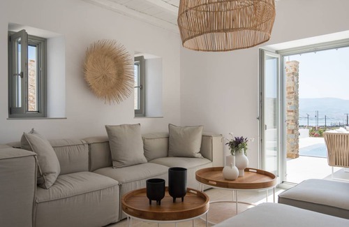 Antiparos Villa | 171 m² Villa ∙ 4 bedrooms ∙ 8 guests