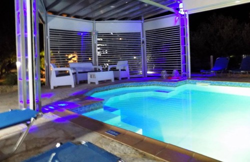Nafplio House | 175 m² House ∙ 4 bedrooms ∙ 9 guests