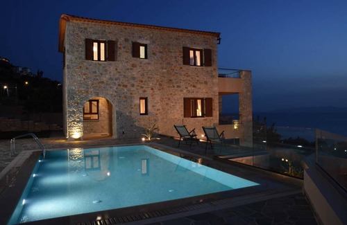 Diasella Villa | 175 m² Villa ∙ 5 bedrooms ∙ 12 guests