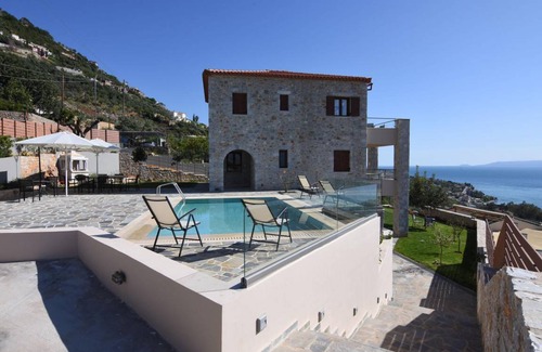 Diasella Villa | 175 m² Villa ∙ 5 bedrooms ∙ 12 guests