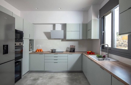 Ammoudara House | 180 m² Farmhouse ∙ 4 bedrooms ∙ 8 guests