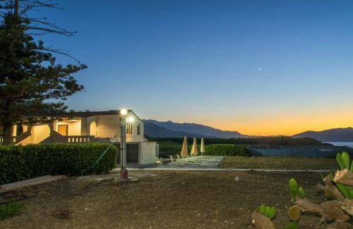 Filaki Villa | 180 m² Villa ∙ 2 bedrooms ∙ 6 guests
