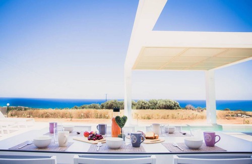Adele Villa | 180 m² Villa ∙ 4 bedrooms ∙ 8 guests