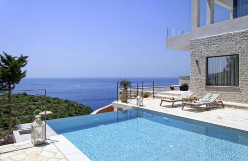 Mpogdanatika Villa | 180 m² Villa ∙ 4 bedrooms ∙ 8 guests