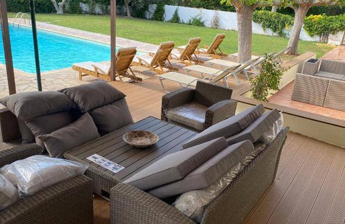 Palaia Fokaia Villa | 180 m² Villa ∙ 4 bedrooms ∙ 8 guests
