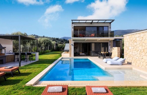 Lygia Villa | 190 m² Villa ∙ 4 bedrooms ∙ 8 guests