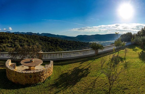 Peponidhes House | 200 m² Farmhouse ∙ 3 bedrooms ∙ 8 guests