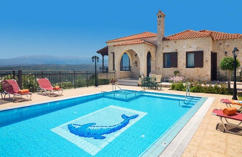 Polemarchi House | 200 m² House ∙ 4 bedrooms ∙ 8 guests