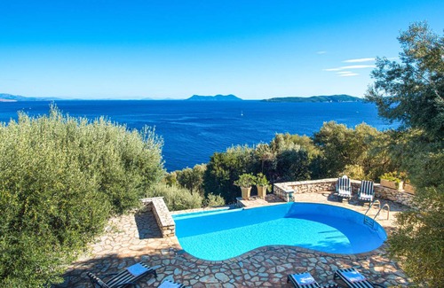 Sivota House | 200 m² House ∙ 4 bedrooms ∙ 8 guests