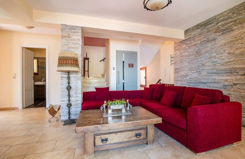 Agia Efimia House | 200 m² House ∙ 4 bedrooms ∙ 8 guests