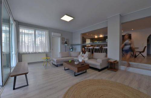 Porto Rafti House | 200 m² House ∙ 4 bedrooms ∙ 10 guests