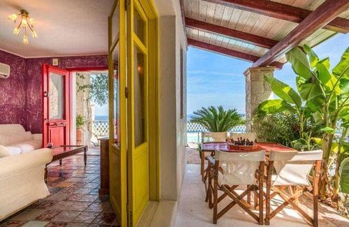 Xirokastello Resort | 200 m² Resort ∙ 4 bedrooms ∙ 127 guests
