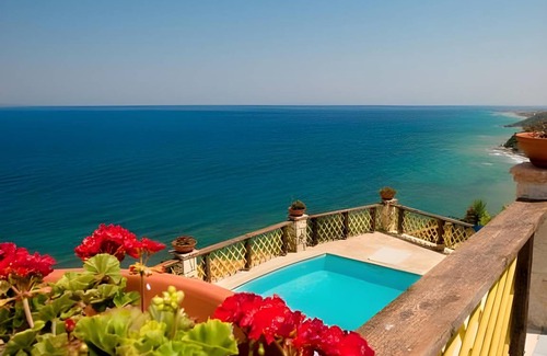 Xirokastello Resort | 200 m² Resort ∙ 4 bedrooms ∙ 127 guests
