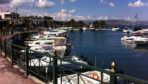 Marathon Villa | 200 m² Villa ∙ 3 bedrooms ∙ 6 guests