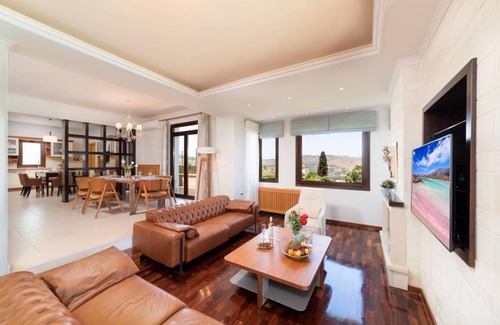 Mathes Villa | 200 m² Villa ∙ 3 bedrooms ∙ 6 guests
